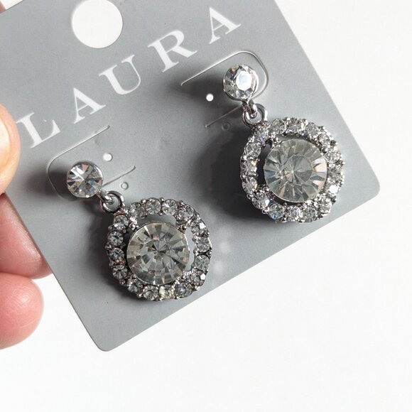 NWT glitzy dangle earrings by Laura for pierced ears - Picture 4 of 5